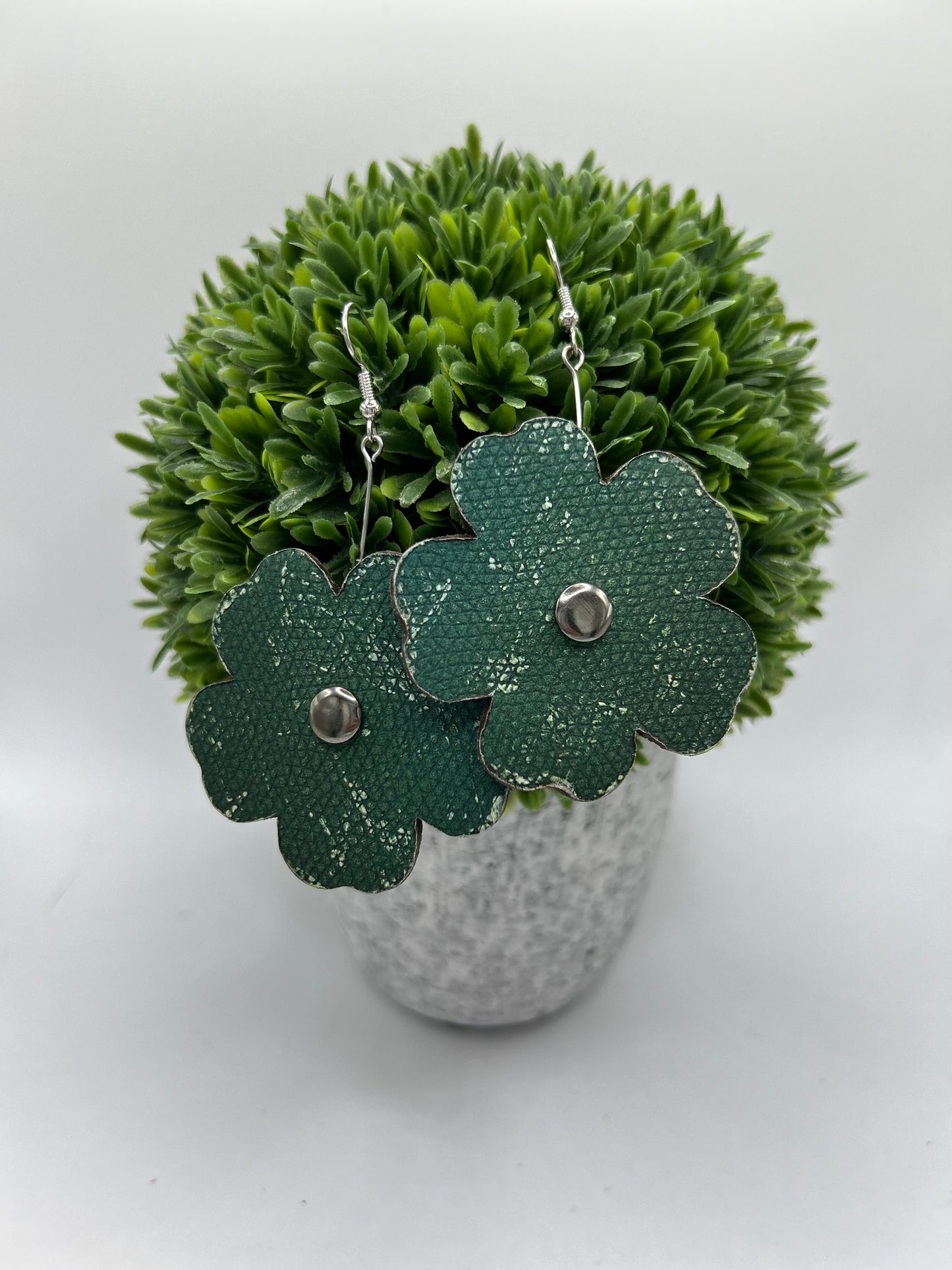 Catherine: distressed shamrock