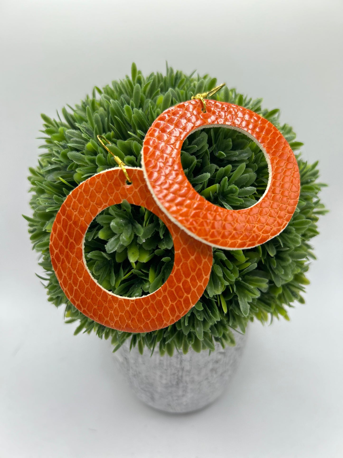 Ruth: orange serpent